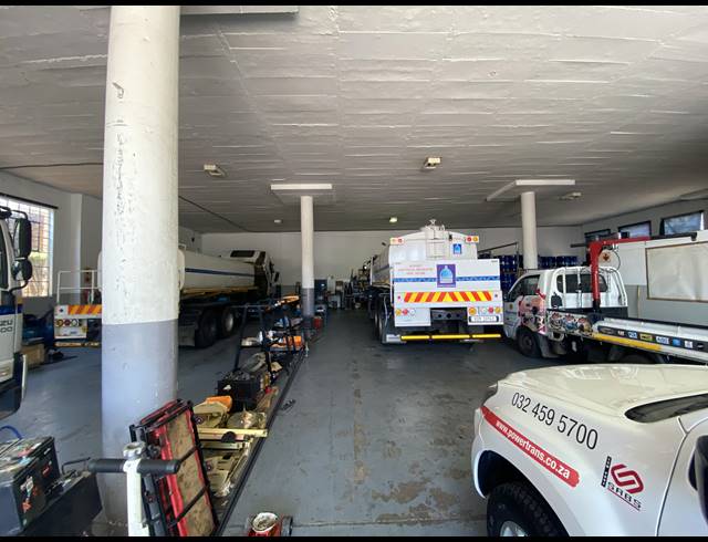 750M² WAREHOUSE TO LET IN WESTMEAD